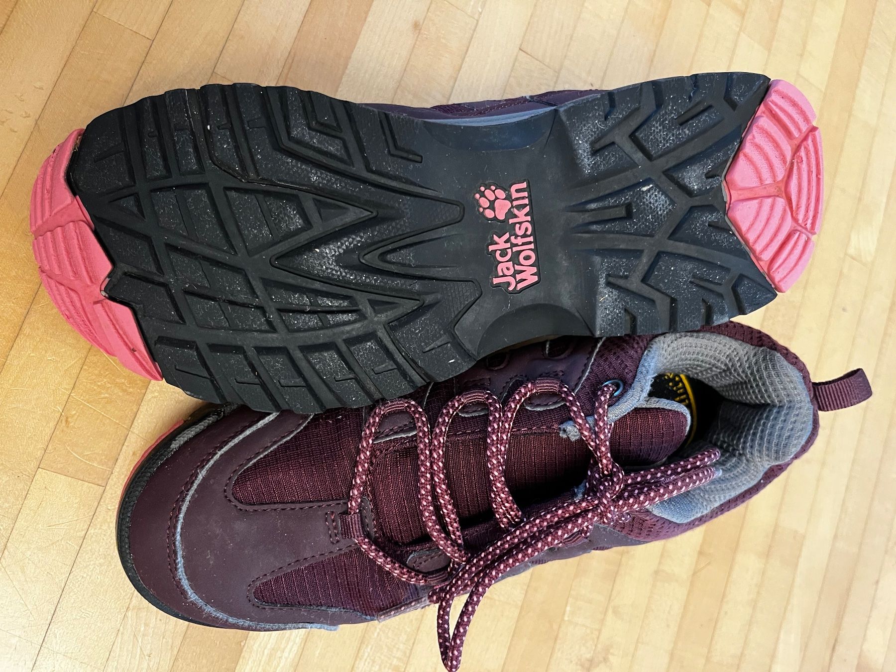 Jack Wolfskin Chaussures garçon: Jack Wolfskin Kinder Trekkingschuhe 37 – D'occasion à Horgen par Hoppelhase11 1