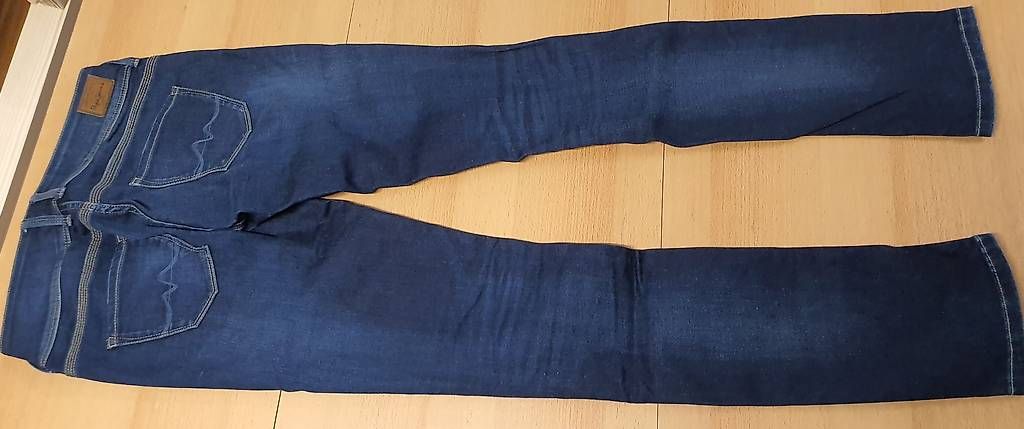 Jeans: Pepe Jeans Modell Vera oder Pixie neu W28 L34 – Usato da Rickenbach SZ venduto da Pinguin73