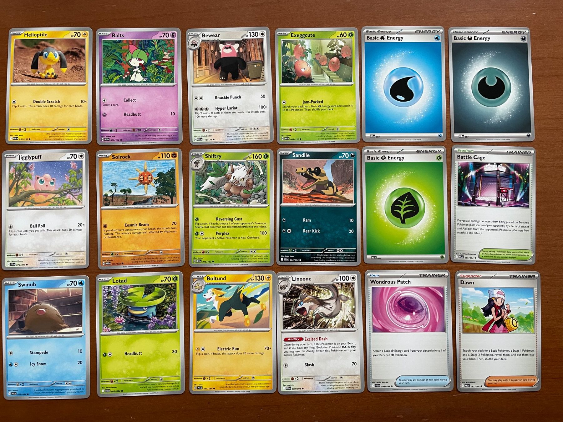 Pokémon Carte collezionabili: Pokemon Karten Set (Versand gratis) – Nuovo (secondo la descrizione) da Chur venduto da Angerson