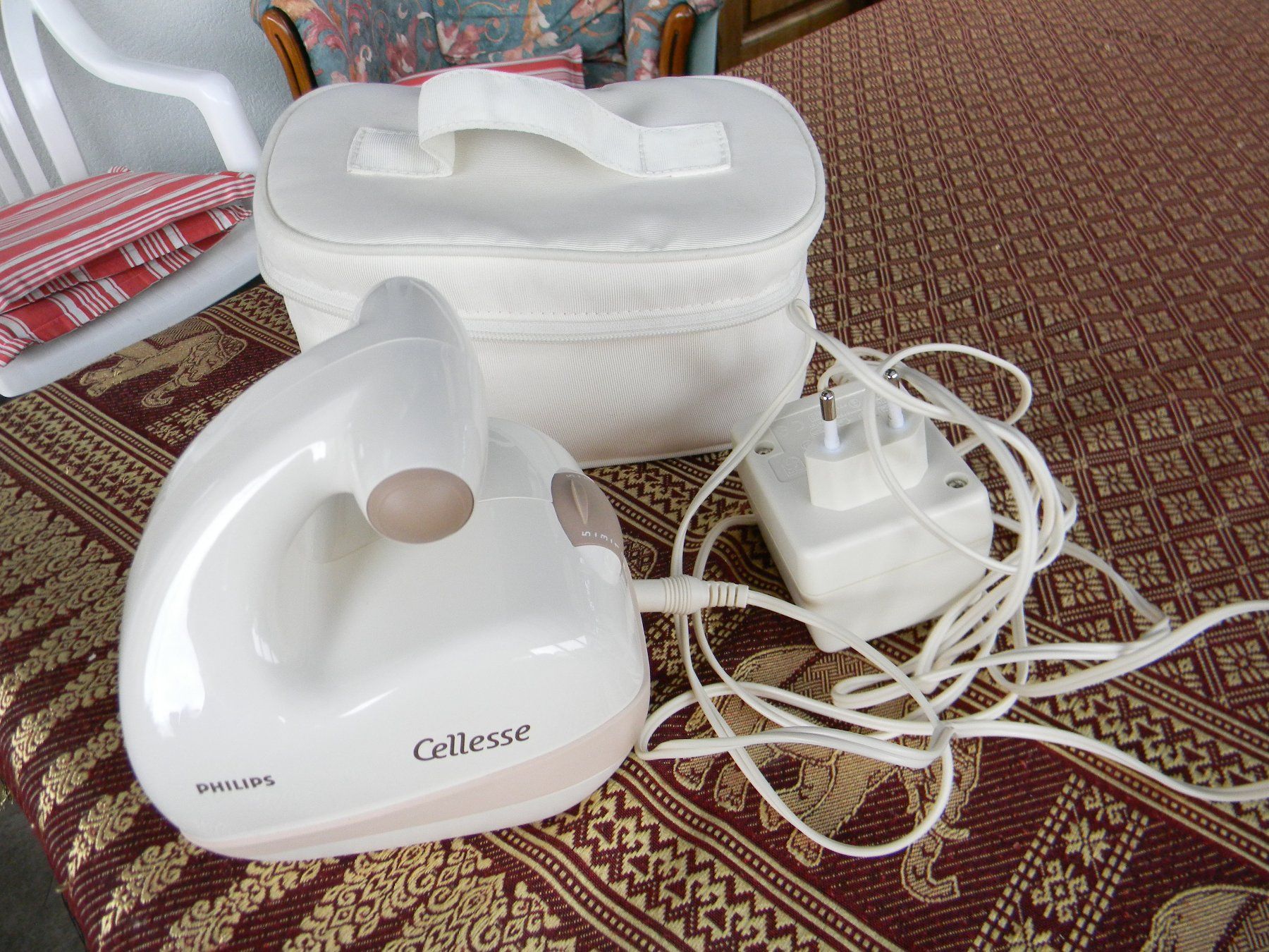 Philips Dispositivi per massaggi: Philips Cellesse anti-cellulite – Nuovo (secondo la descrizione) da Bournens venduto da monique048 1
