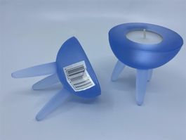 Teelichthalter aus Glas in Hellblau