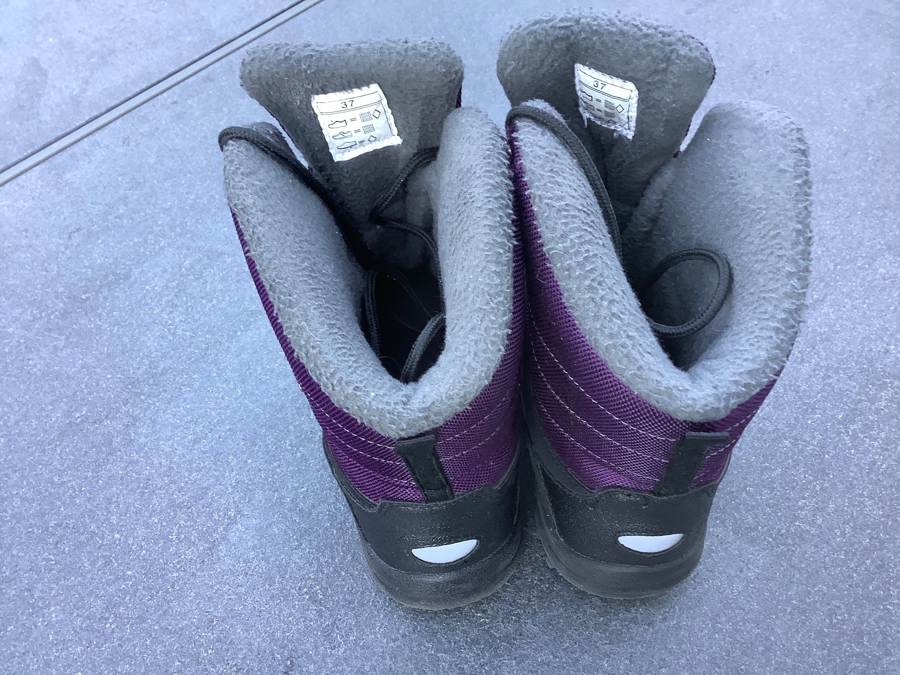 Scarpe da donna: Damen-Winter Boots – Usato da Triesen venduto da Boston5 1