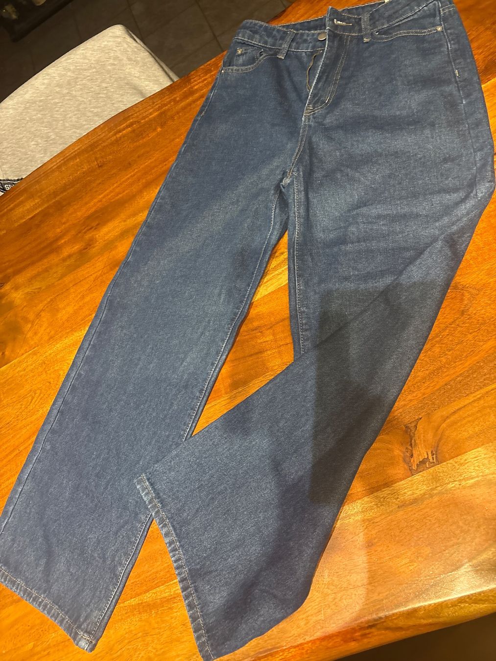 Jeans: Neue Jeans, Grösse M – Nuovo (secondo la descrizione) da Andwil SG venduto da schmei