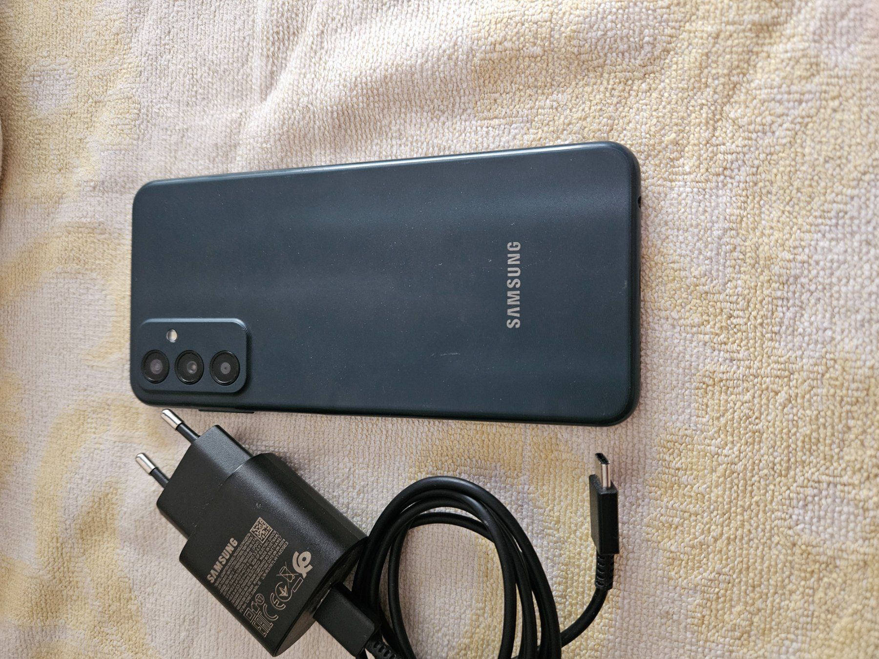 Samsung Handys / Smartphones: Samsung M13 black 64gb Duos – Gebraucht aus St. Gallen von Juhasli 3