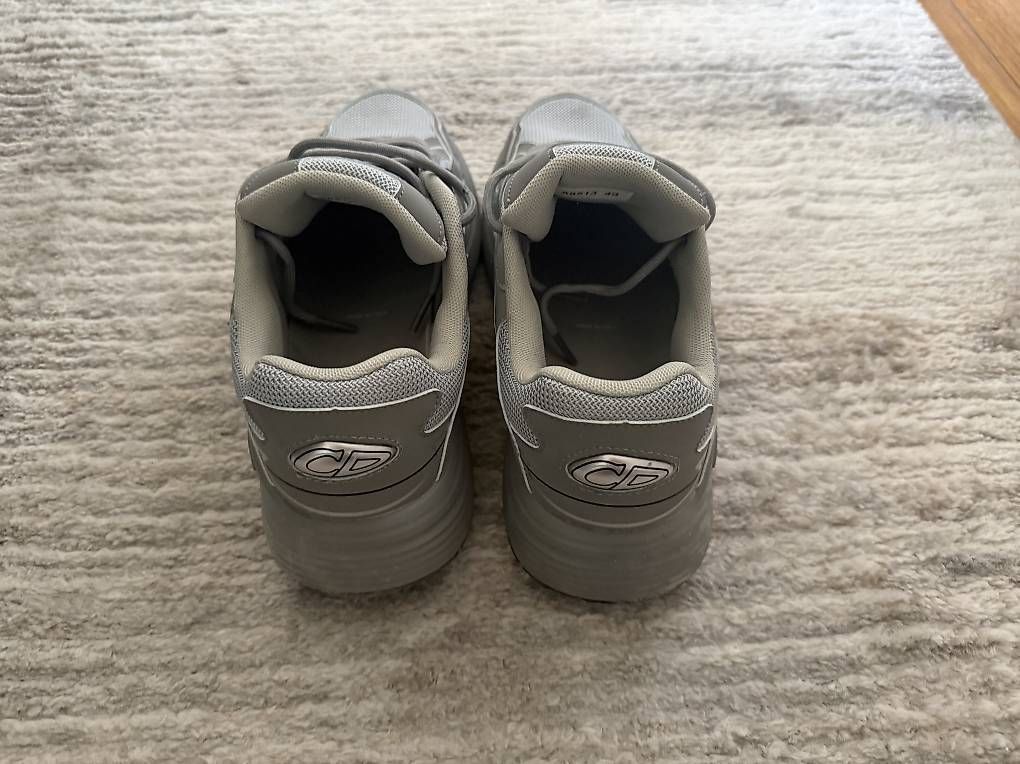 Herrenschuhe: Dior b30 – Gebraucht aus Rapperswil SG von ibr_9fx9 1