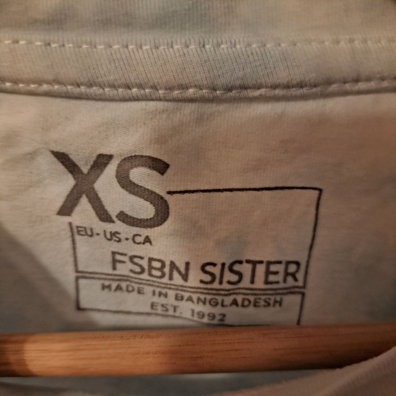T-Shirts: gecroptes Tshirt – Neu (gemäss Beschreibung) aus Schaffhausen von xJuliax 2