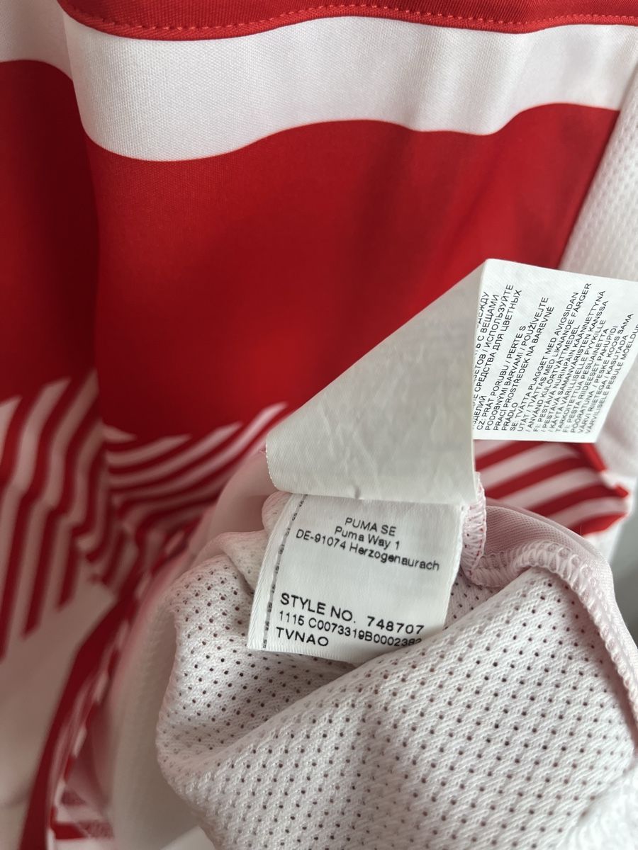 Puma Canottiere & Pantaloni: Maillot Puma Suisse Puma – Nuovo (secondo la descrizione) da Les Avanchets venduto da lunedeneige.shop 3