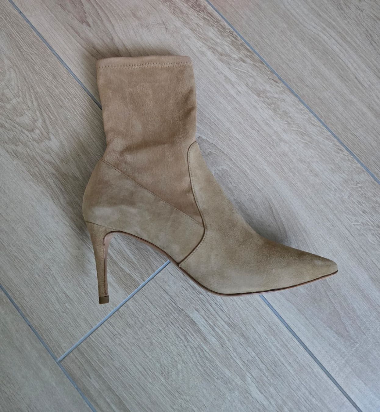 Scarpe da donna: Bottines en daim Pura Lopez – Nuovo e nell'imballaggio originale da Mont-sur-Rolle venduto da Senna85