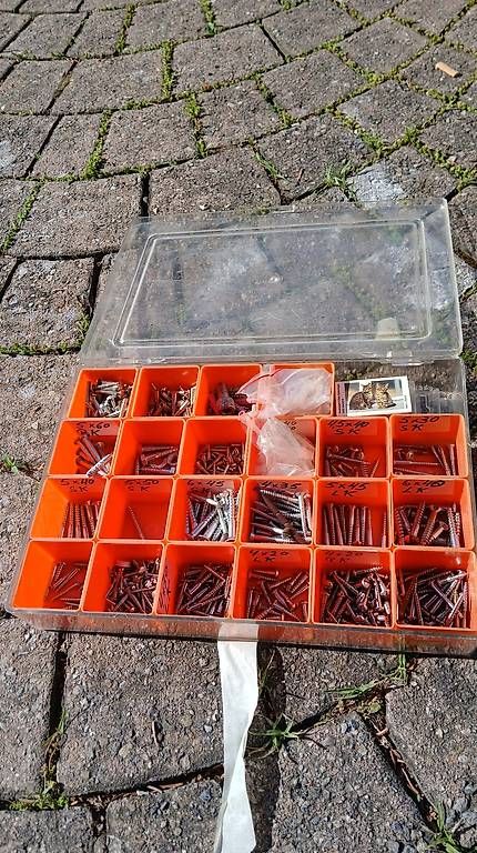 Contenitori & Simili: 2er-Set Sortierboxen mit Nägeln - Robuste Werkzeugboxen – Usato da Auw venduto da mic_z2t2 1