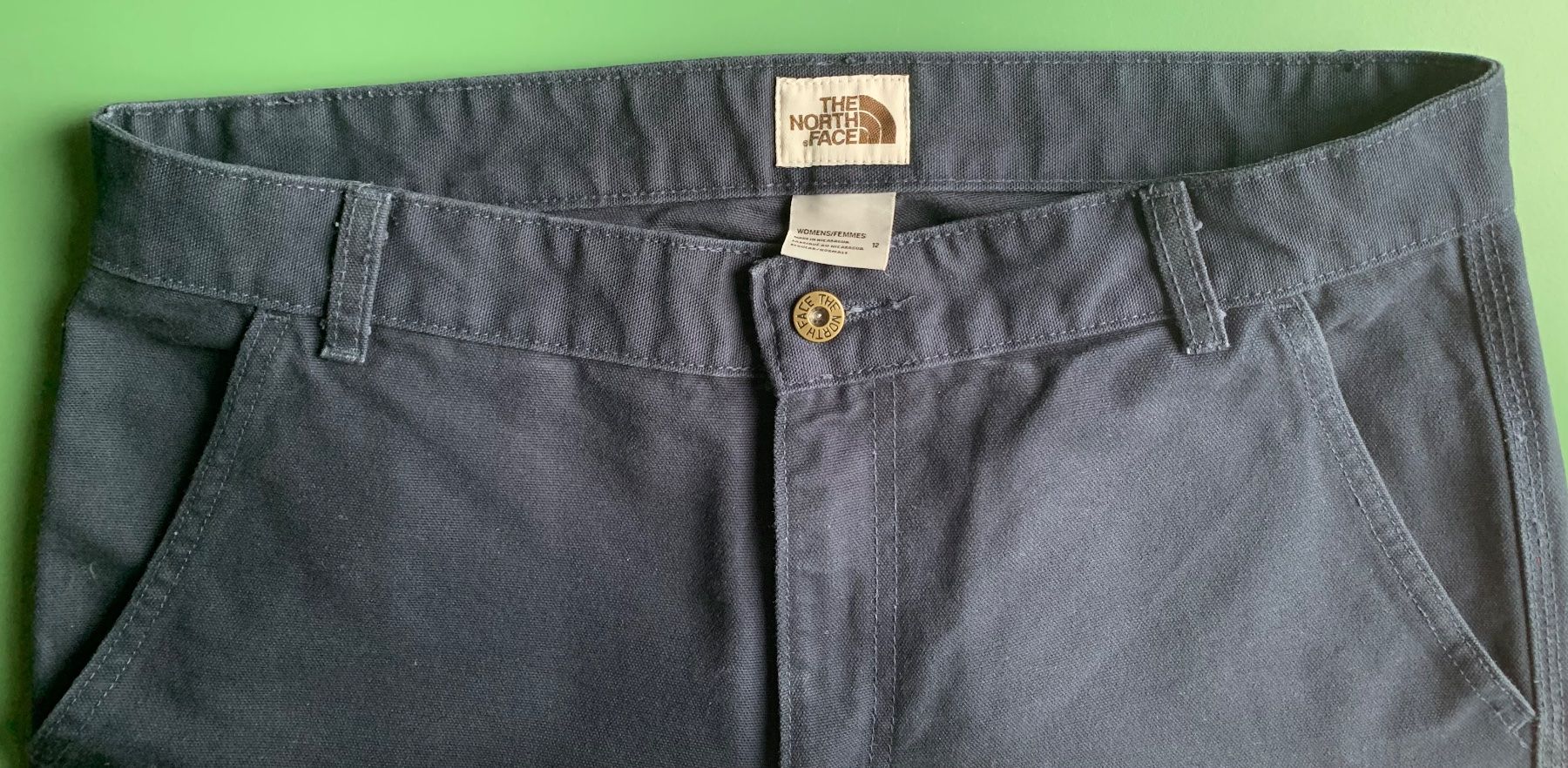 North Face Pantaloni: The North Face Cargo-Hose Gr.42, dunkelblau – Usato da Wiesendangen venduto da Babalegi 1