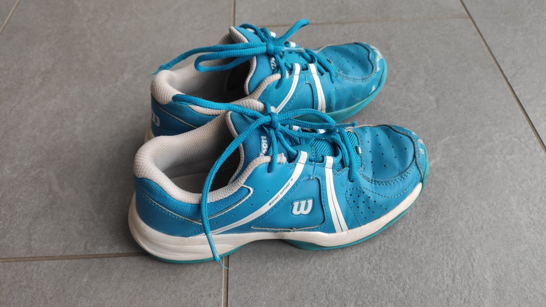 Wilson Scarpe per ragazzi: Turnschuhe Wilson Gr 36 – Usato da Riehen venduto da India13