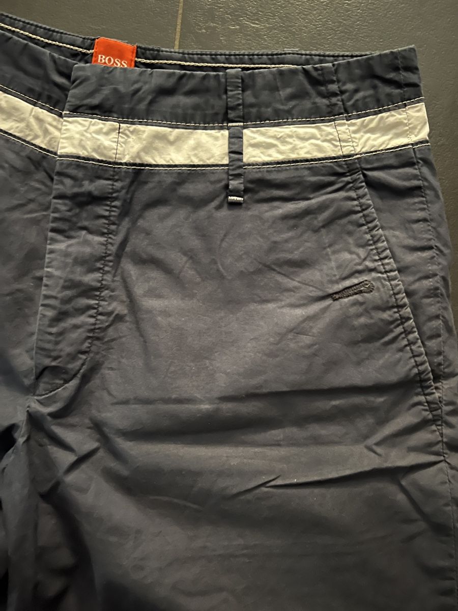 Hugo Boss Hosen: edle Boss Short Gr. 48 blau mit weiss – Gebraucht aus Bonaduz von Malves10 2