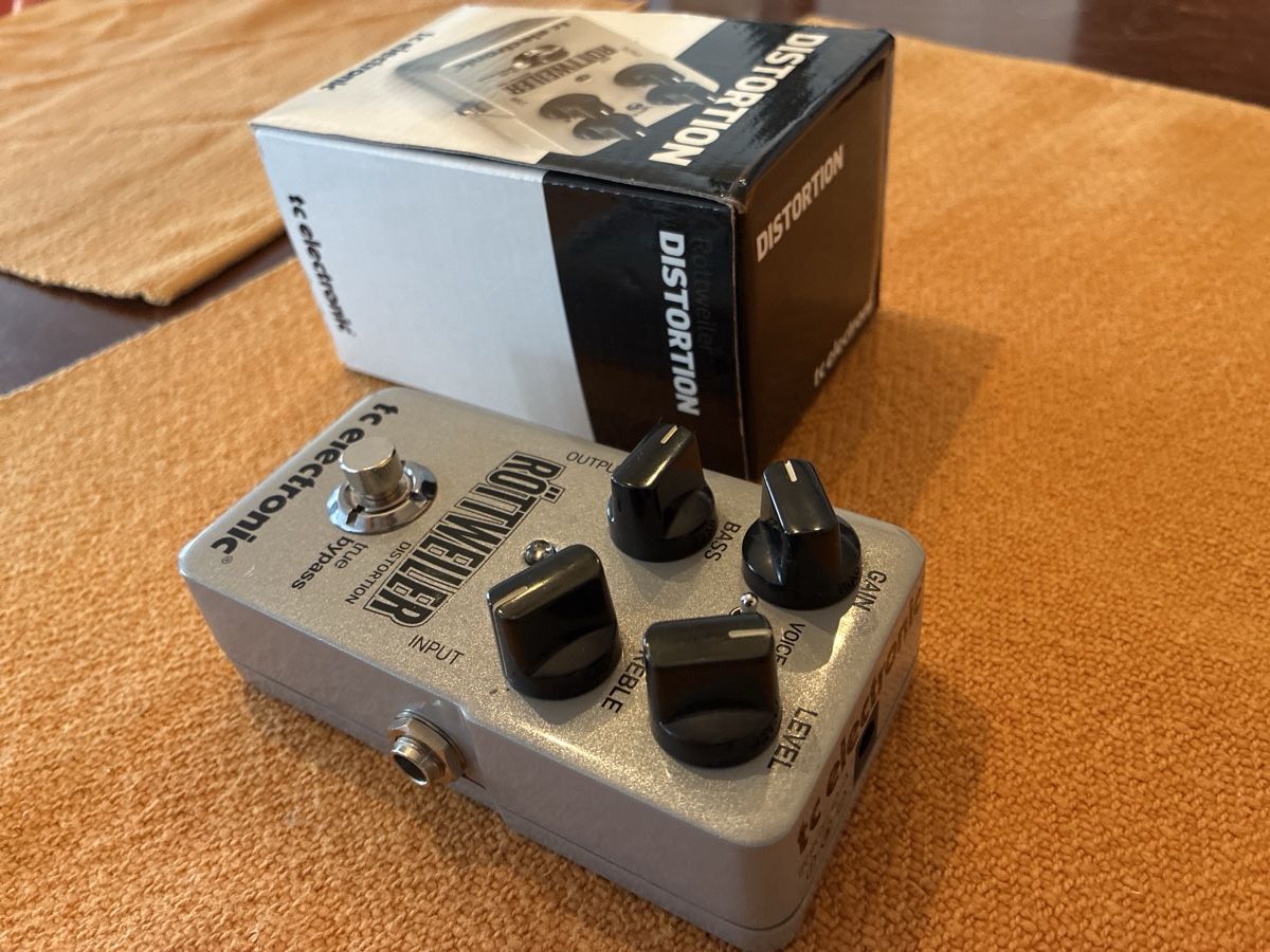 Strumenti musicali: TC Electronic Rottweiler Distortion – Usato da Lupsingen venduto da Cubanito269 1