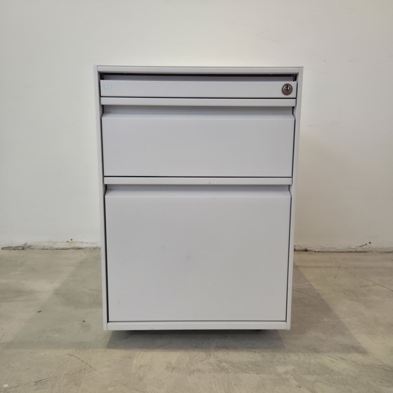 Lista Banconi: Lista Office LO Rollcontainer – Schweizer Designklassiker – Usato da Affoltern am Albis venduto da Zapro 1