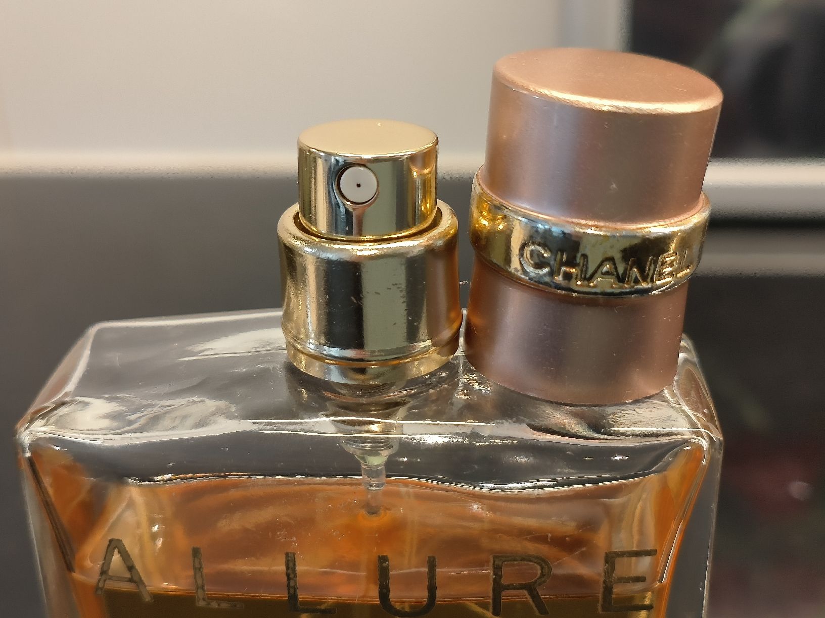 Chanel Profumi & Eau de Toilette: Chanel ALLURE EDP 100 ml – Usato da Carouge GE venduto da pro_8k9d 5