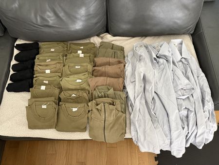 Viele alte Schweizer Militär T-Shirts