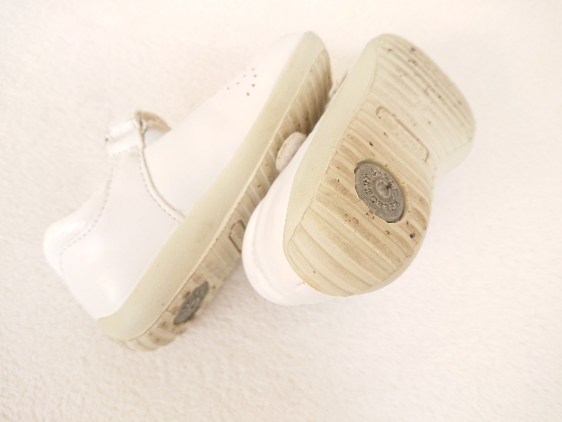Scarpe per ragazze: Mädchen Halbschuhe Gr. 22 Weiss Bärenschuhe – Usato da Hallau venduto da CHACLA 2