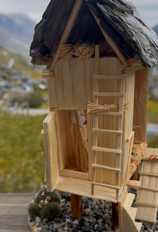 Toutes les décorations: Crèche de Noël / Weihnachtskrippe  – Neuf avec emballage d'origine à Martigny-Croix par BloodyRedSky 1