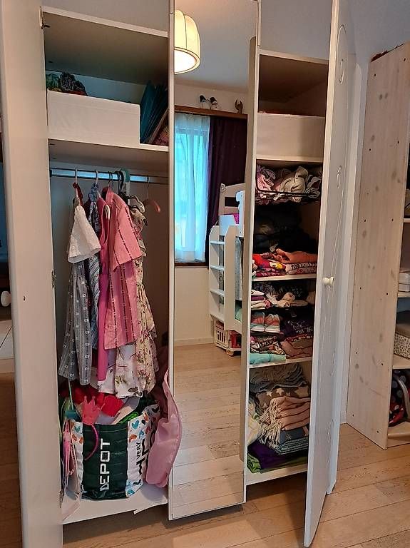 Scrivanie: Kinderzimmer Möbel – Usato da Büren NW venduto da mon_56xg 1