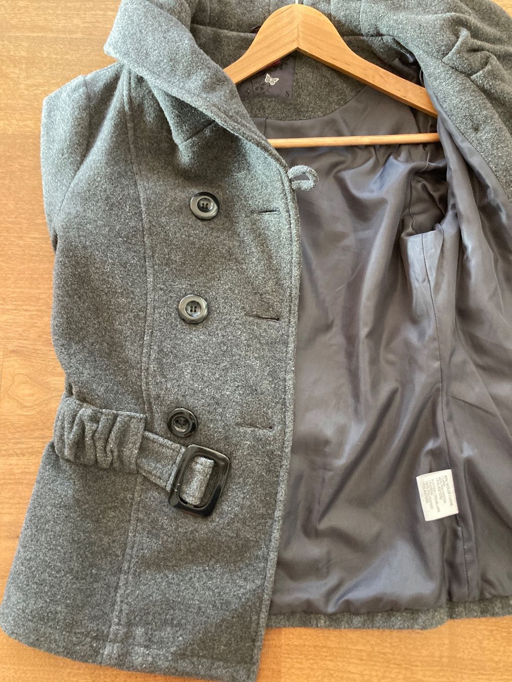 Giacche: Endet 4.Juni- Jacke mit Gürtel Gr.38 – Usato da Marthalen venduto da 052michi 2