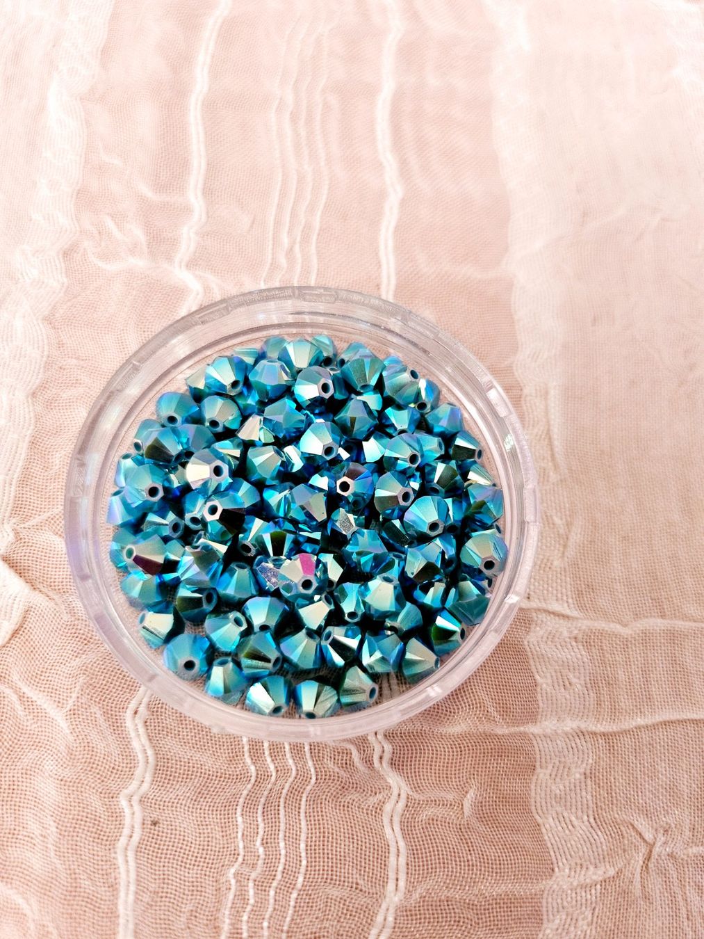 Perle (finte): Swarovski Perlen 4mm Türkis 2x AB – Nuovo e nell'imballaggio originale da Dietikon venduto da Eleda