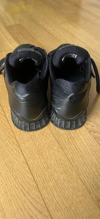 Nike Scarpe da uomo: Powerlifting/weightlifting Shoes – Usato da Zürich venduto da pil_9sh9 2