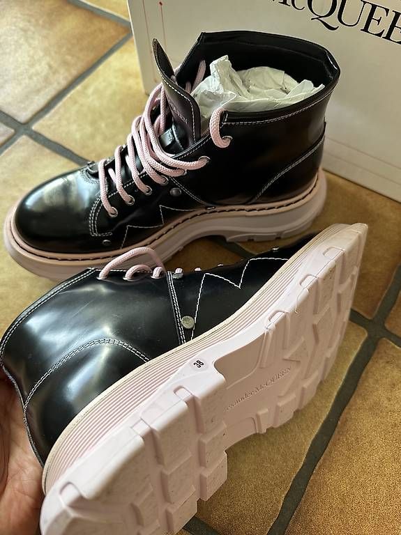 Alexander Mcqueen Scarpe da donna: Alexander McQueen Stiefel gr 38 – Usato da Lachen SZ venduto da sim_ntp2 3