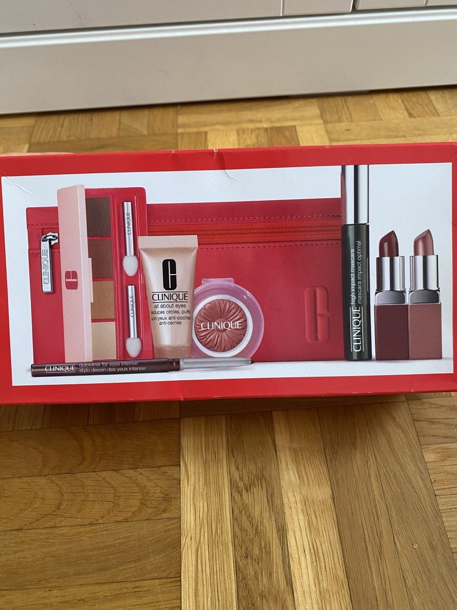 Clinique Make-up: Clinique Make Up Coffret NEU – Nuovo e nell'imballaggio originale da Givisiez venduto da dor_xb9k 1