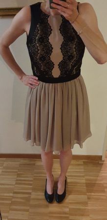 Kleid (Marke LAONA, Grösse 40)