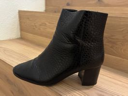 Bobbies Stiefeletten L‘Adulée in Kroko, schwarz, Grösse 41