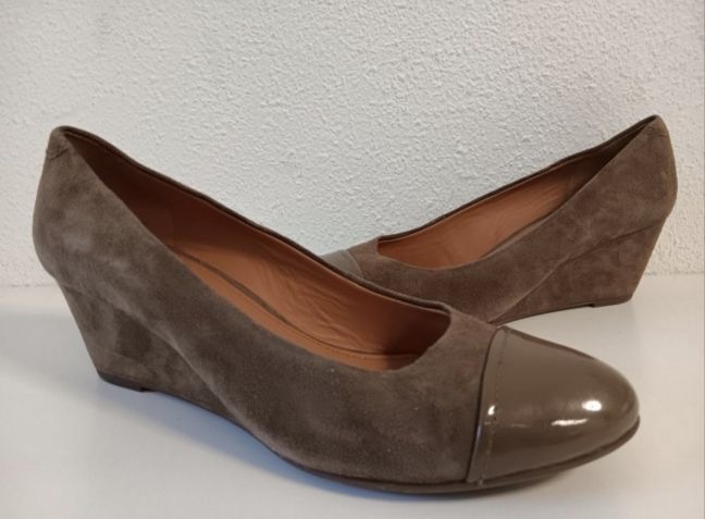 Geox Scarpe da donna: Elegant Wedge Pumps, Geox, Size 39 – Nuovo (secondo la descrizione) da Zürich venduto da alu_dzr7