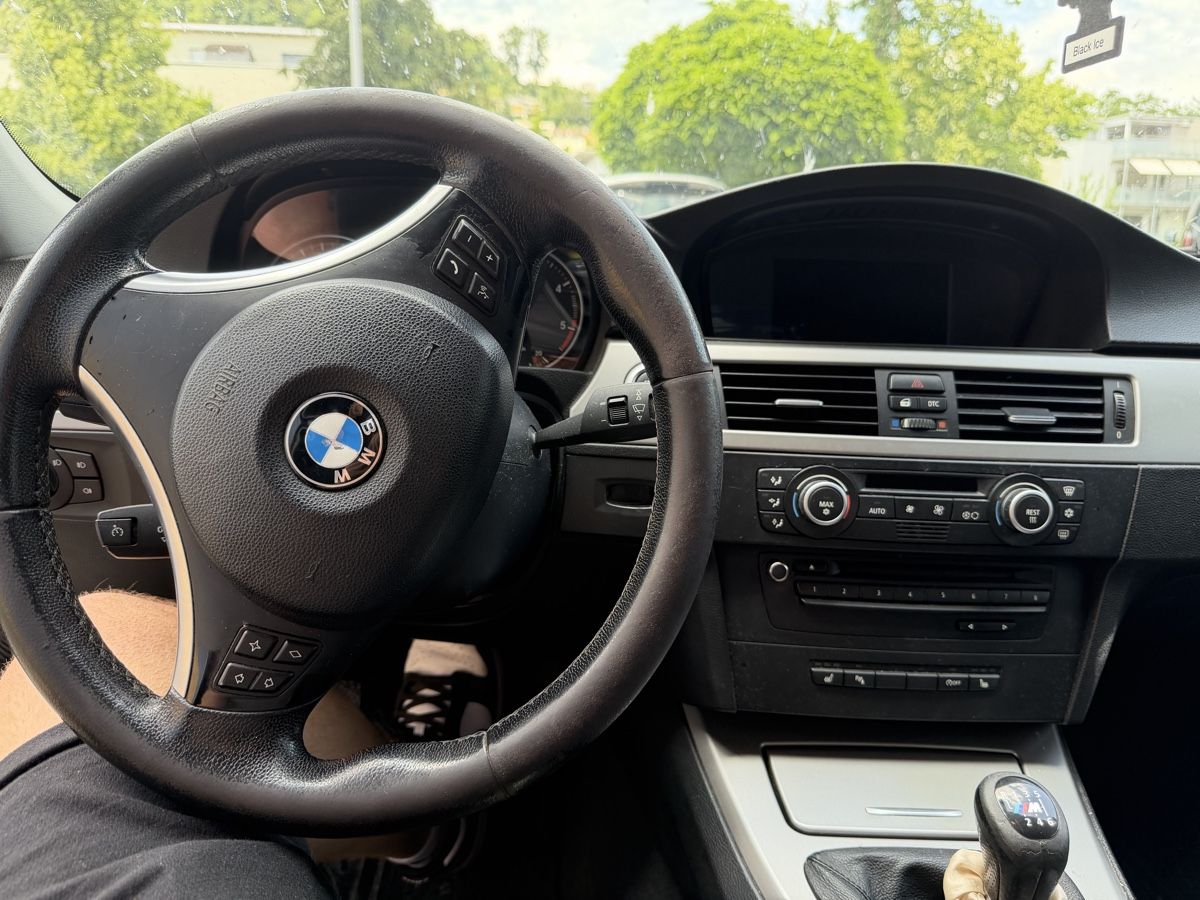 BMW Autos: BMW 320d 2008 – Défectueux à Uzwil par cab_677p 5
