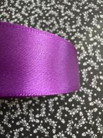 Lila Satinband – 25 mm breit, 22 Meter
