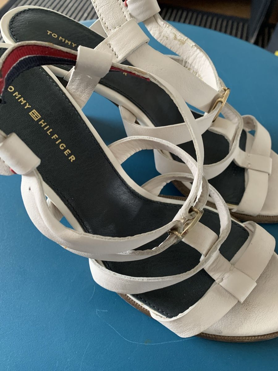 Tommy Hilfiger Scarpe da donna: Tommy Hilfiger Sommer Sandale Grösse 37 – Nuovo (secondo la descrizione) da Mettmenstetten venduto da _4_YOU_ 3