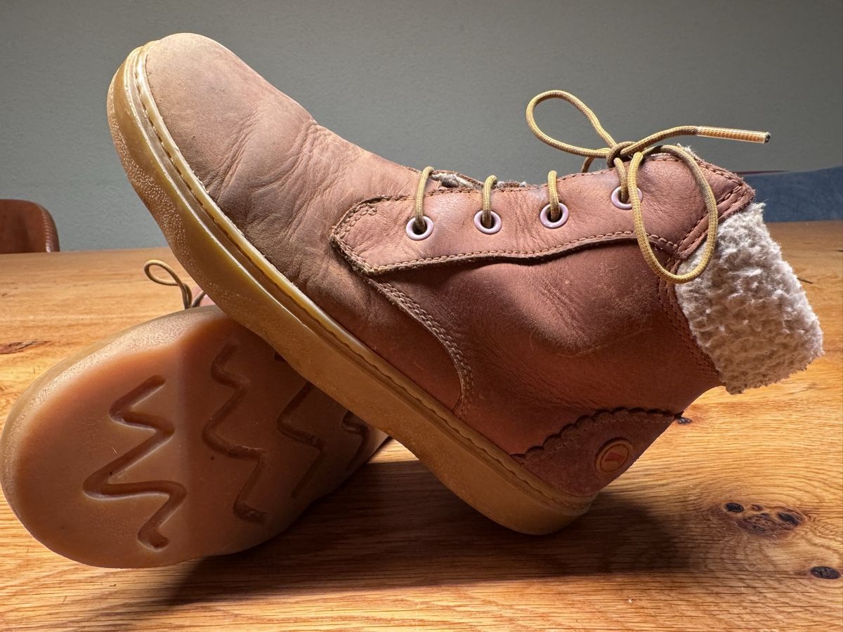 Scarpe per ragazze: Camper Kinderstiefel Grösse 35  – Usato da Niederbüren venduto da Oetschli