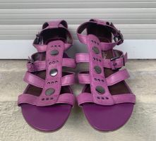 Superbe sandales en cuir violet à talon TAMARIS neuves n.38