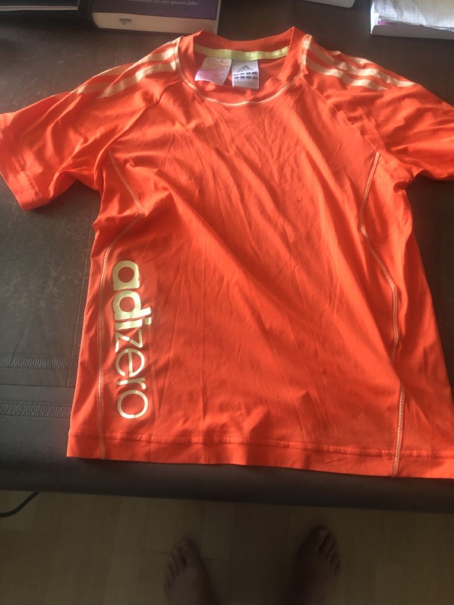 Adidas Camicie, T-shirt & Polo: Adidas Sportshirt Kind – Usato da Mühlethal venduto da nyffeler2815
