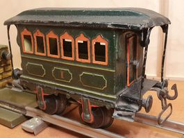 Antiker Märklin 1807 durchgehender Personenwagen in Spur 1