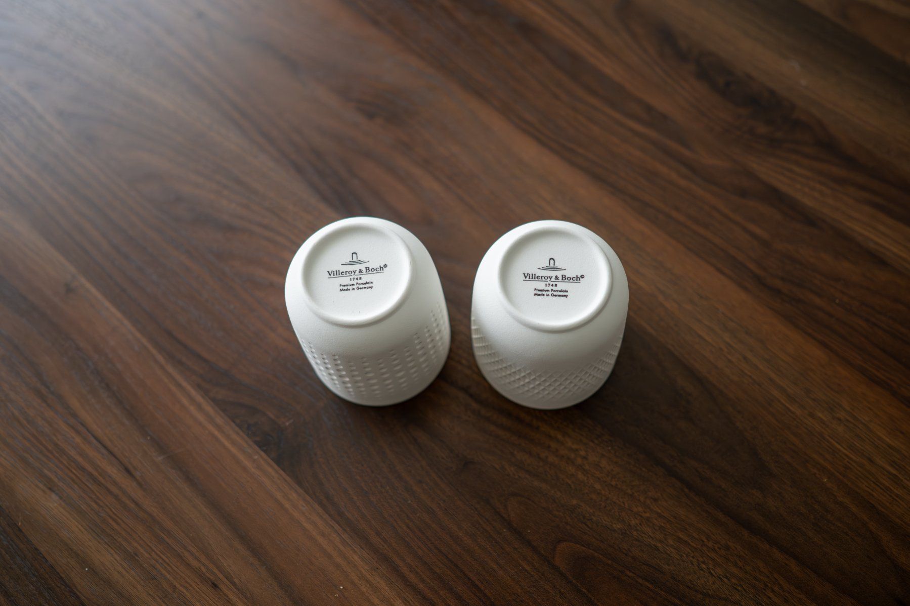 Villeroy & Boch Tassen: Villeroy & Boch Becher 2er Set weiss gemustert – Gebraucht aus Maennedorf von msu_2psv 1