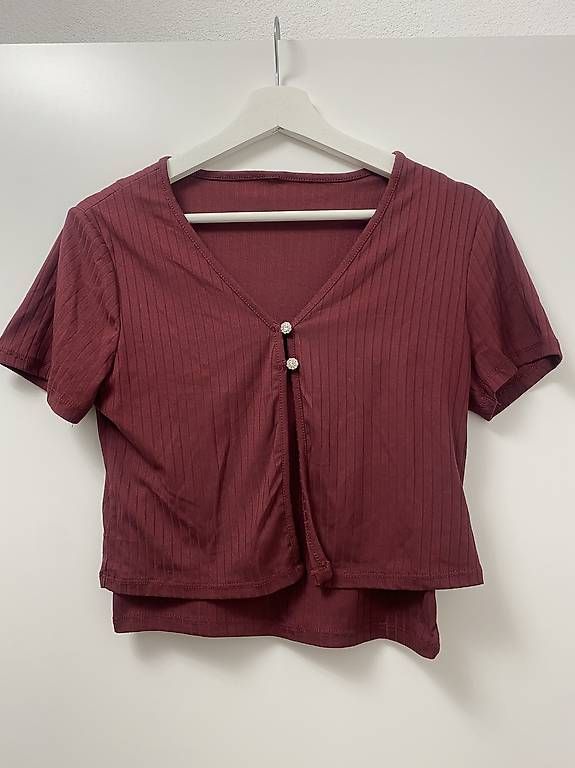 T-shirt: T-Shirt Set  – Usato da Gerzensee venduto da mil_792n