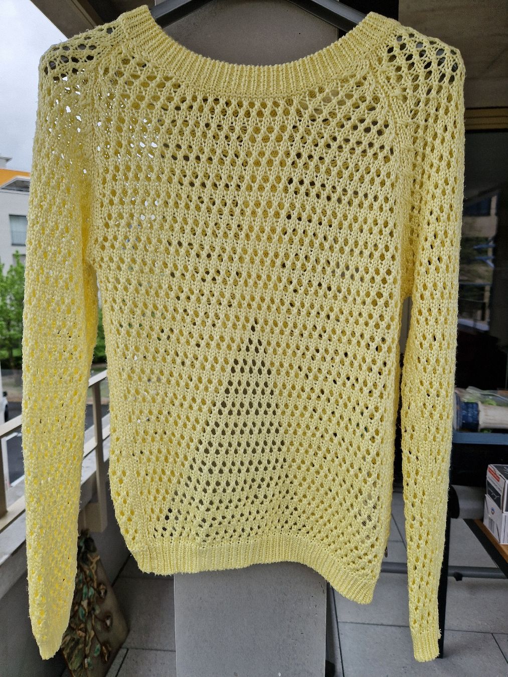 Guess Pullover & Sweatshirts: Guess Pullover Strick – Gebraucht aus Zürich von liz_22fd 1
