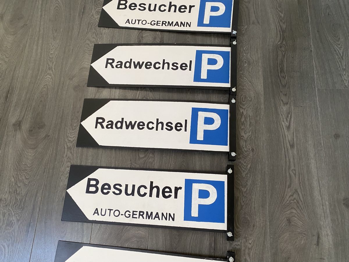 Insegne: 6 Parkwegweiser 20x60cm – Usato da Hägglingen venduto da kar_v9qf 2