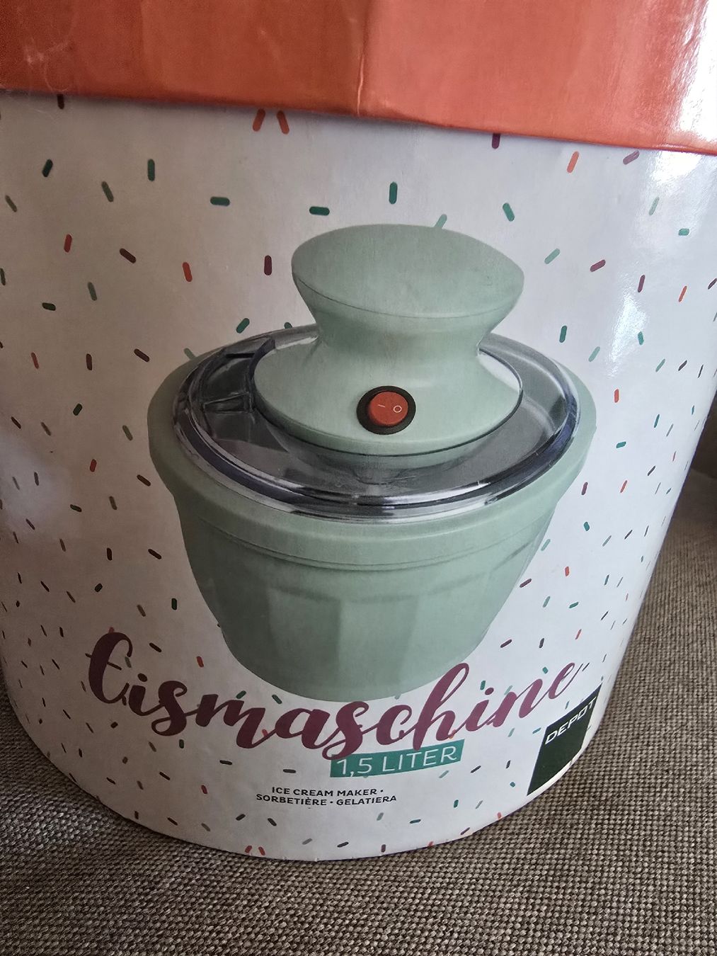 Elettrodomestici da cucina: Eismaschine 1.5 Liter Neu! – Nuovo e nell'imballaggio originale da Bellikon venduto da GadgetPlace