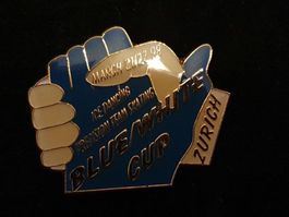Pin Eiskunstlauf Blue White Cup Team