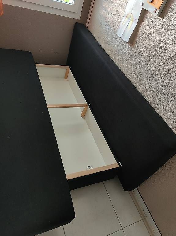 Divani: Schlafsofa schwarz – Usato da Hunzenschwil venduto da dpavespa 2