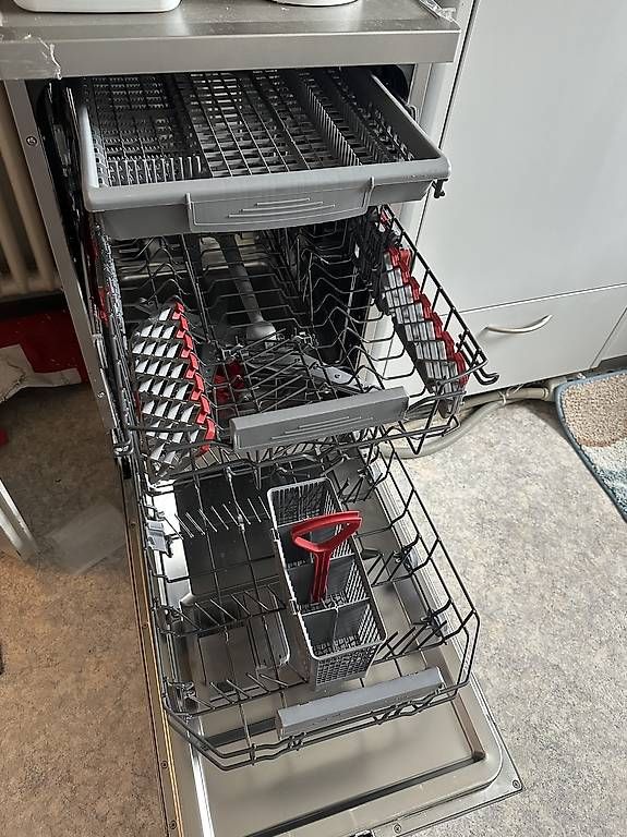 Lavastoviglie: Dishwasher/Geschirrspüler (Sharp) – Usato da Zürich venduto da soumya_basu 4