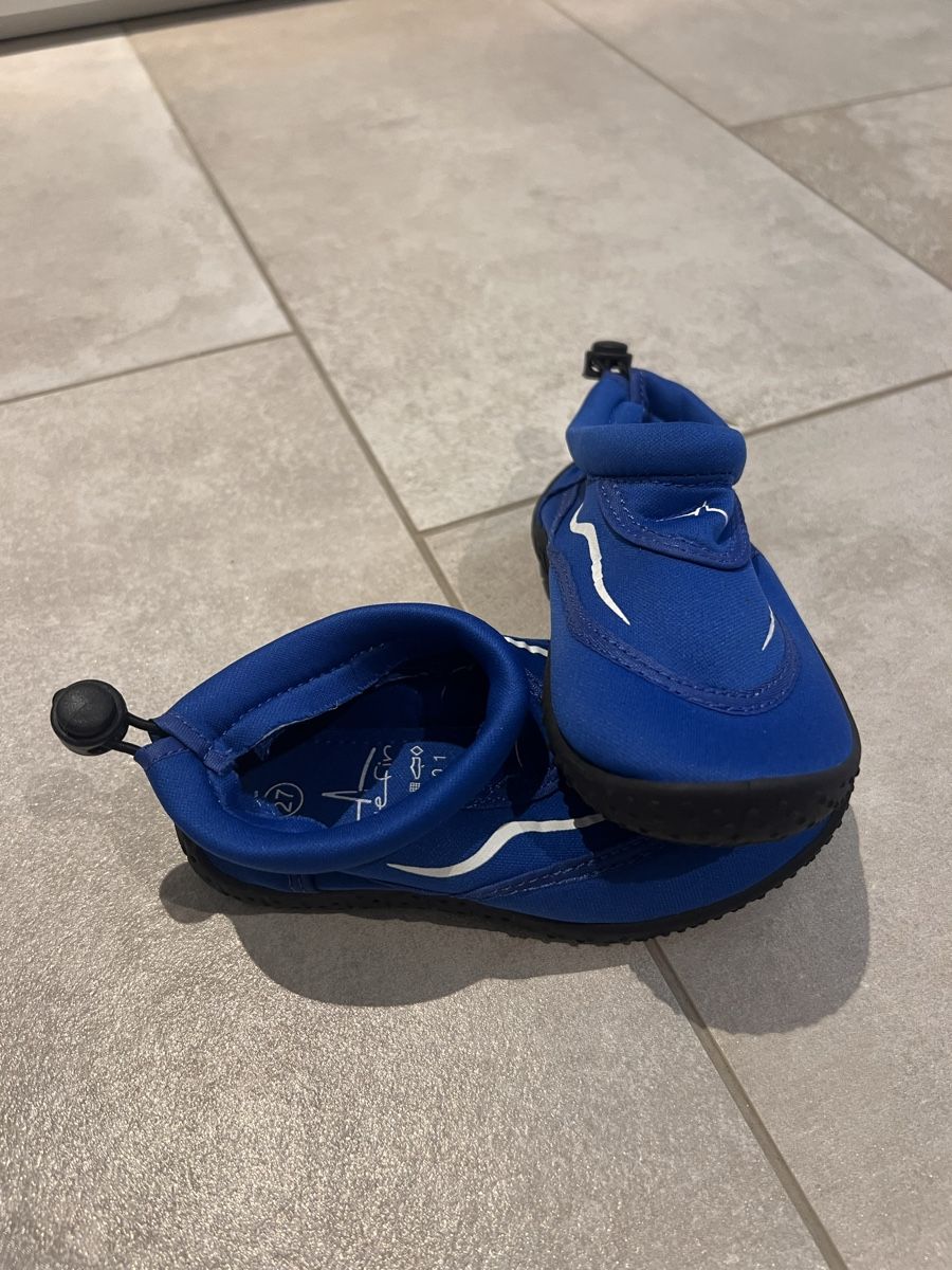 Scarpe per ragazzi: NEU Wasserschuhe Kinder – Nuovo e nell'imballaggio originale da Baar venduto da kuettelf 1