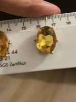 Boucles d'oreilles pierre jaune forme ovale 1,5 cm X 1,8 cm 