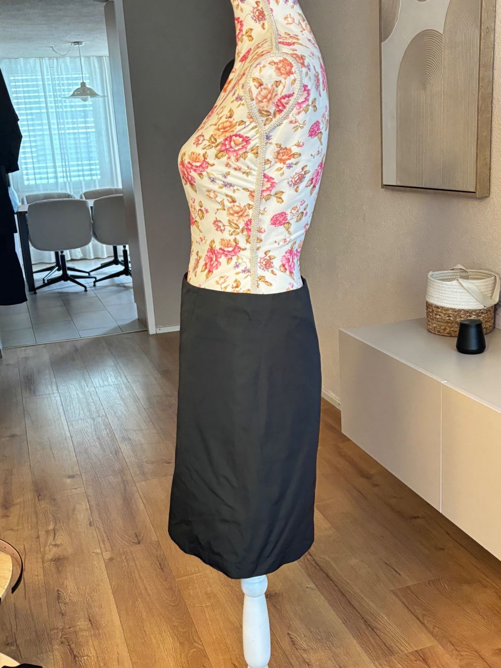 Jil Sander Jupes: Jil Sander Black Skirt – D'occasion à St. Margrethen SG par dijanaO 1