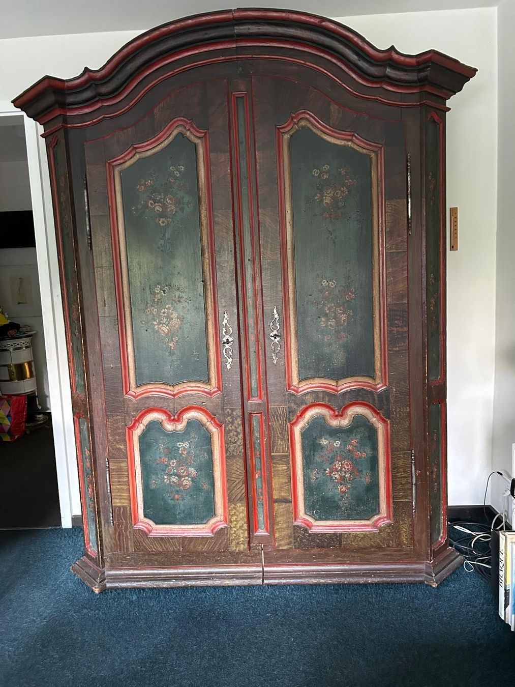 Schränke: Armoire ancienne peinte – Gebraucht aus Delémont von vinylfreak01